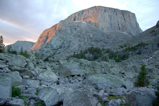 Wind River Boulders